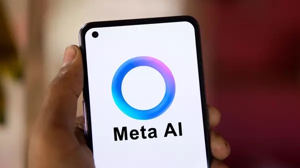 Facebook Requests Permission to Use Meta AI on Unshared Photos in Your Camera Roll