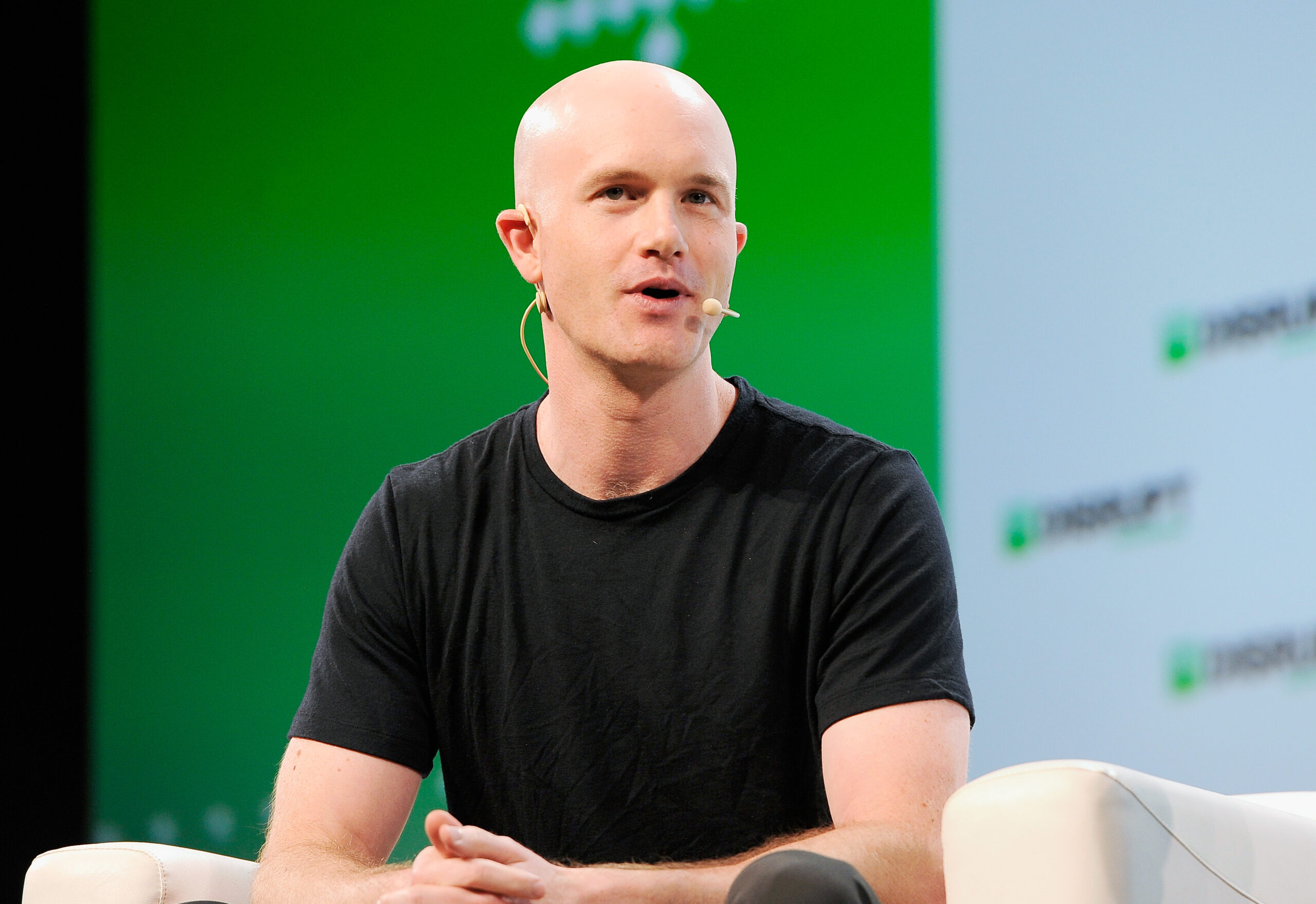 Coinbase CEO Defends Firing Engineers Who Hesitated to Adopt AI