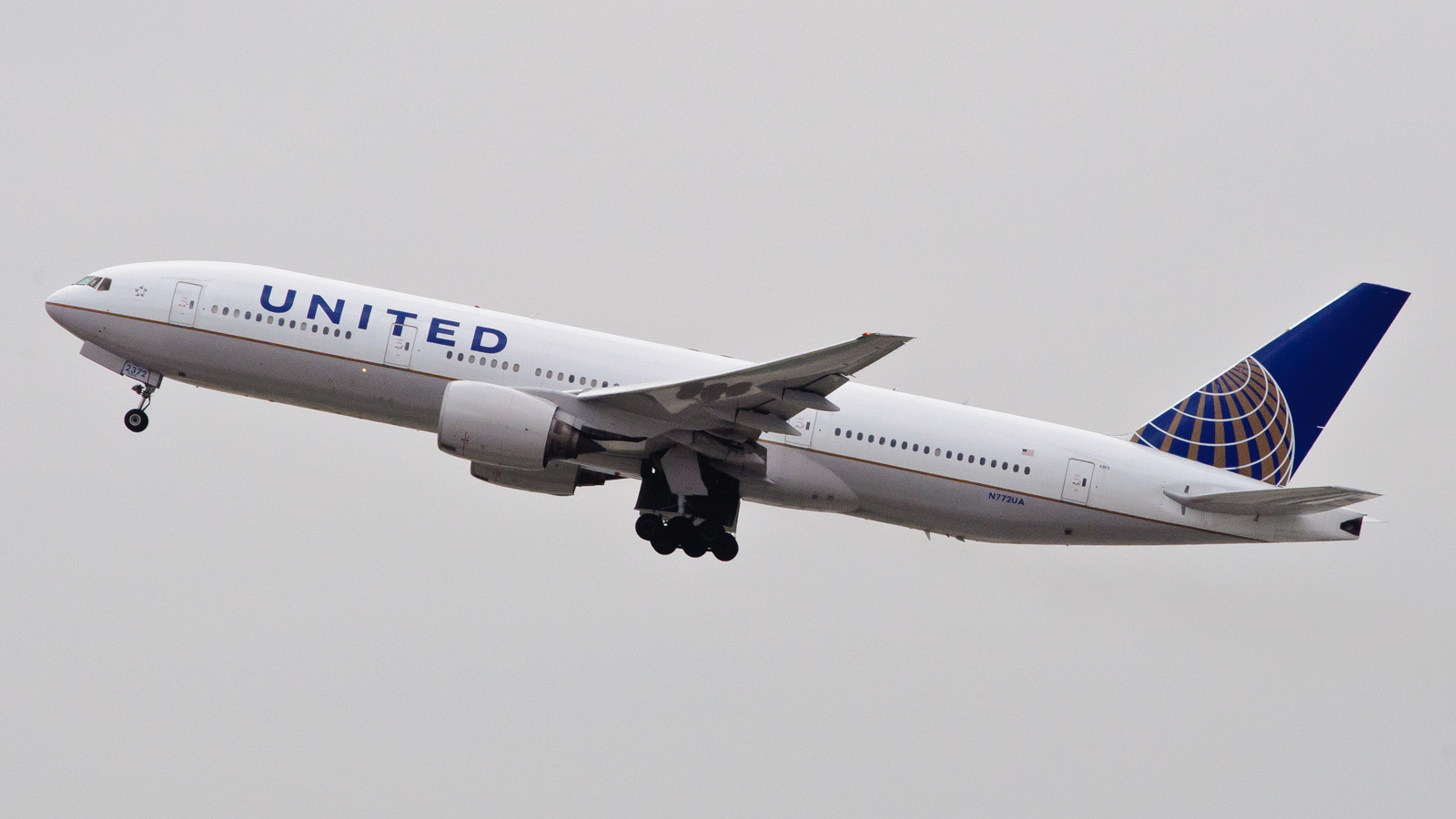 Over 1,000 United Airlines Flights Delayed Across US Due to Technology Issue