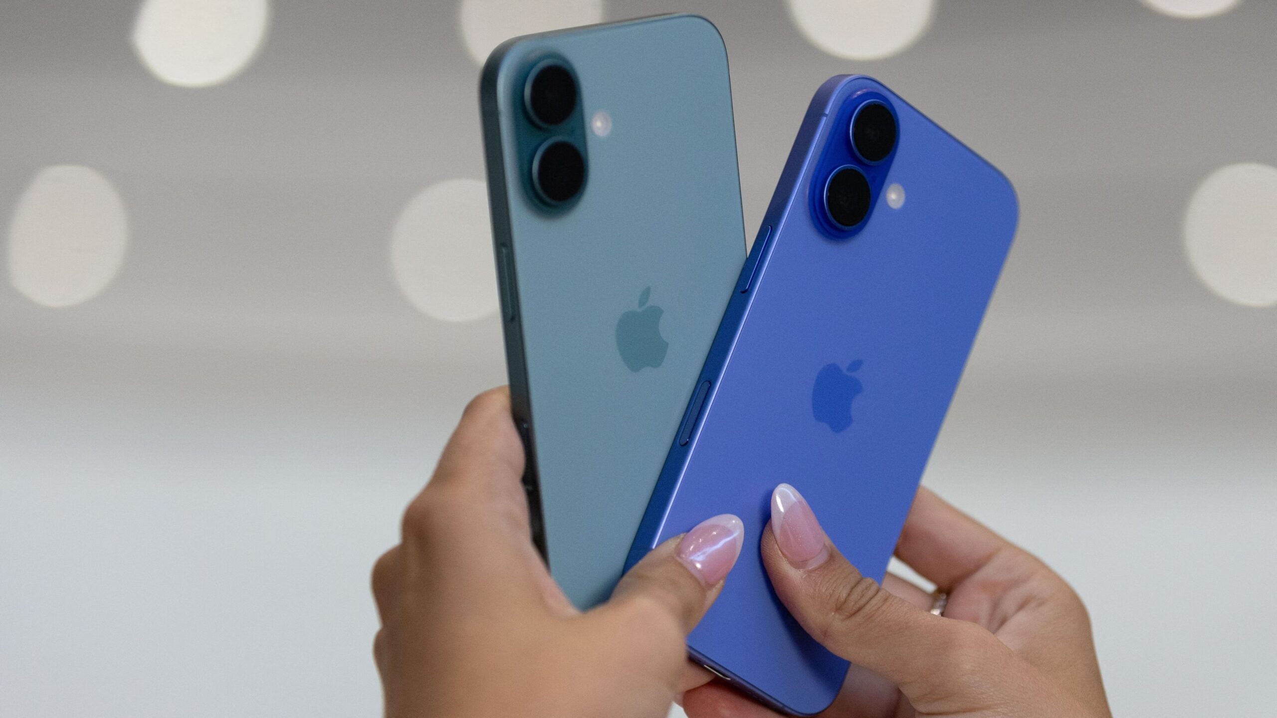 Apple Surpasses 3 Billion iPhones Sold Worldwide