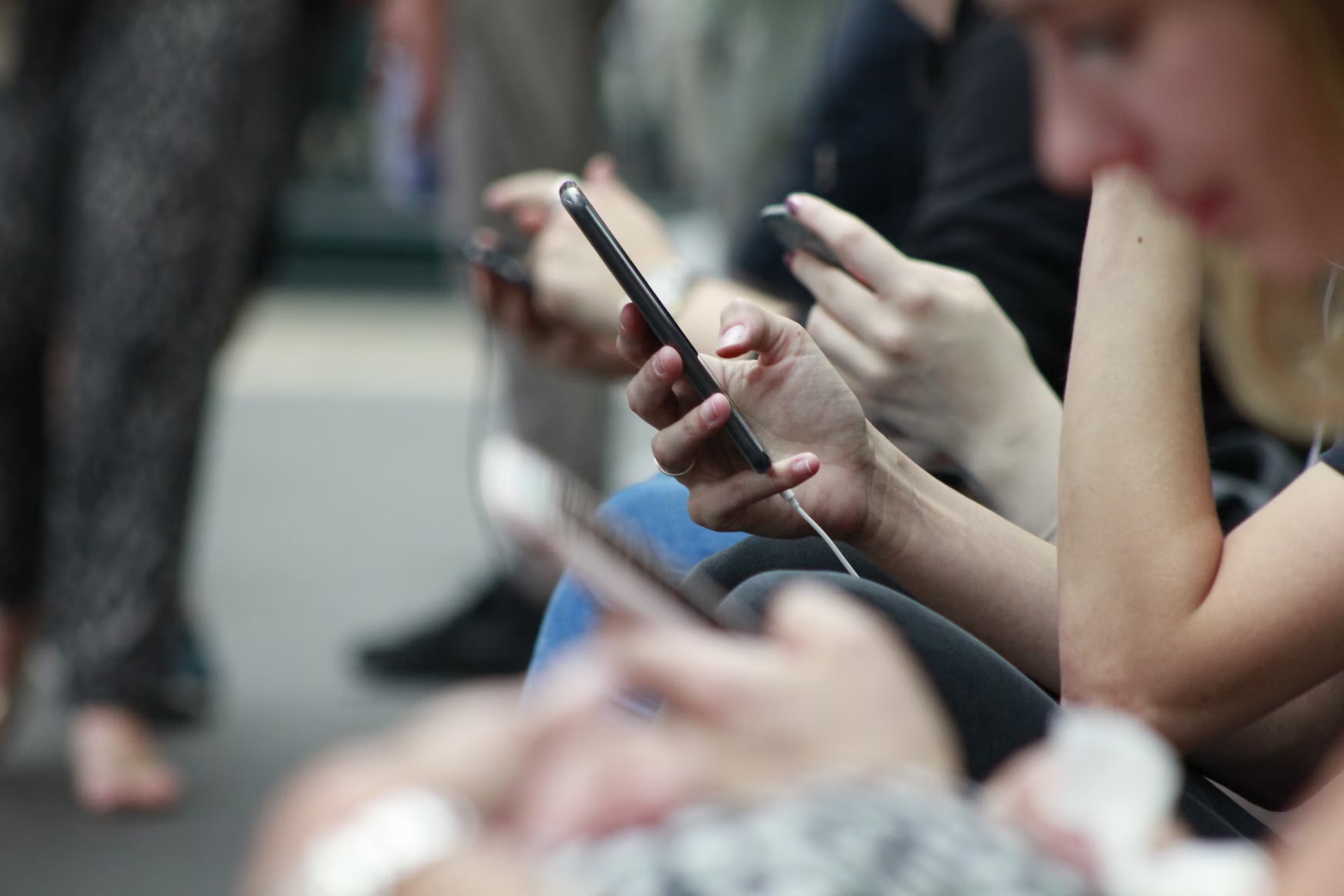 Leaked Meta AI Guidelines Show Chatbots Allowed Romantic Chats With Minors