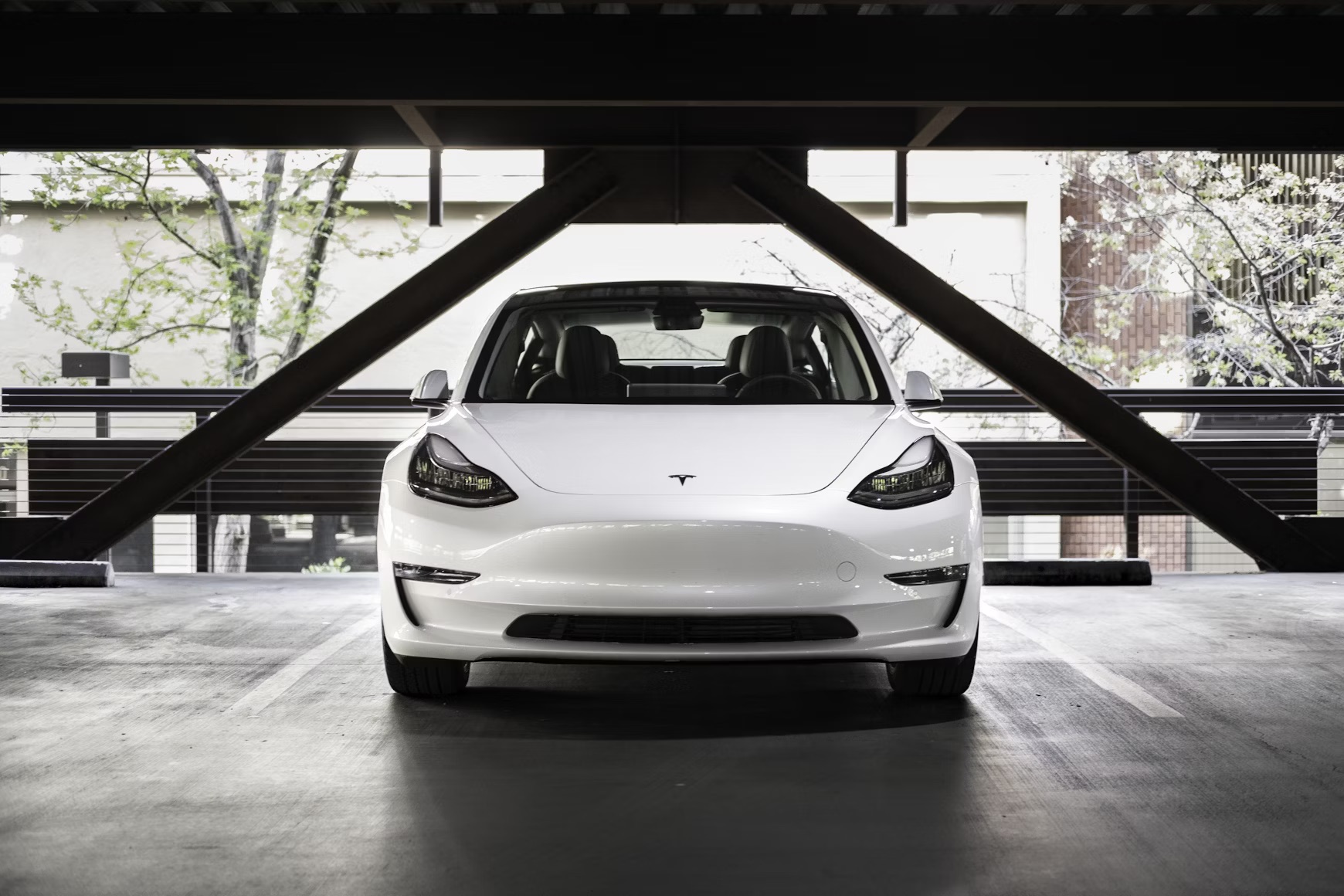 Tesla Hiring Robotaxi Test Drivers in NYC Without Applying for Permits