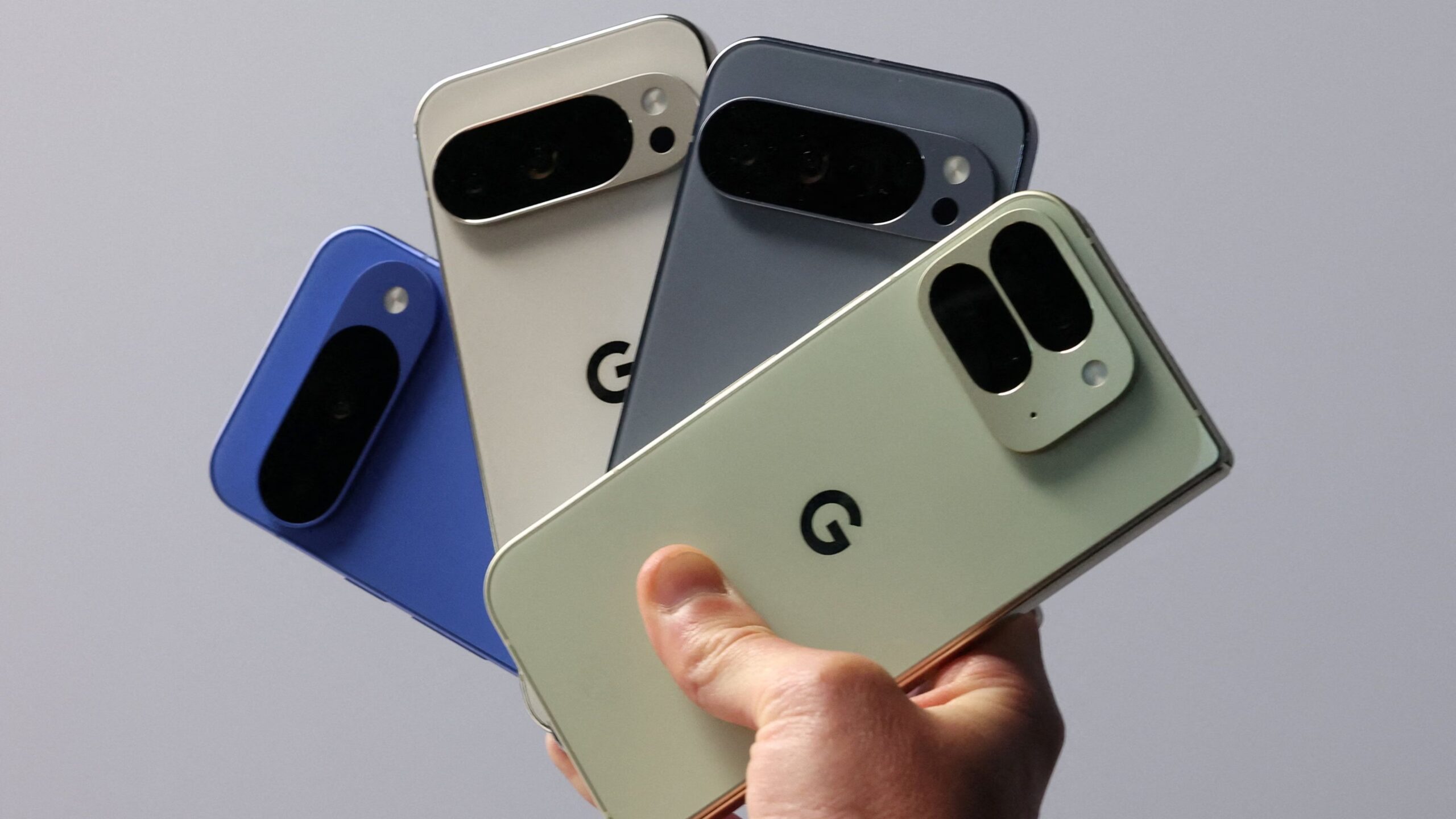 Google Pulls Pixel 10’s Daily Hub While It Preps Updates