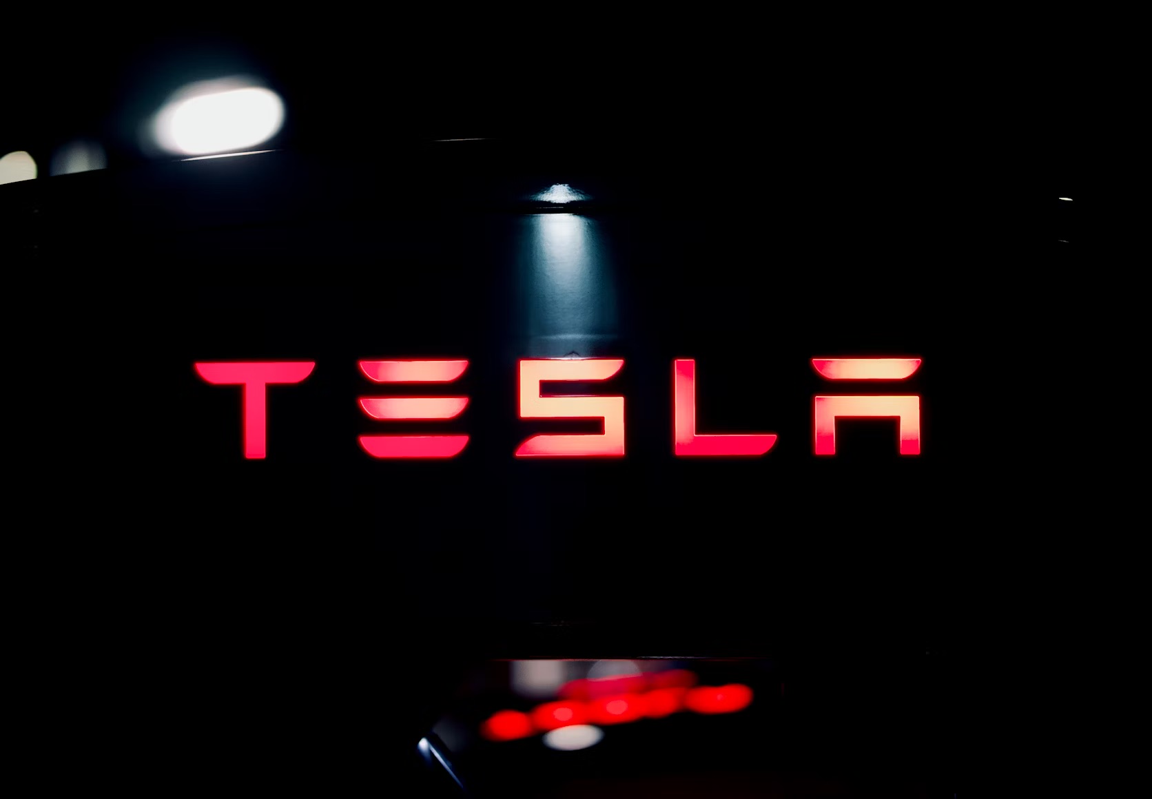 Tesla’s $1 Trillion Pay Package Could Boost Musk’s Voting Power