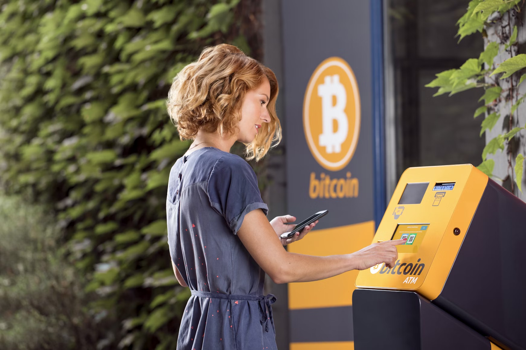 US Senator Says Market Structure Bill Could Address Crypto ATM Scams