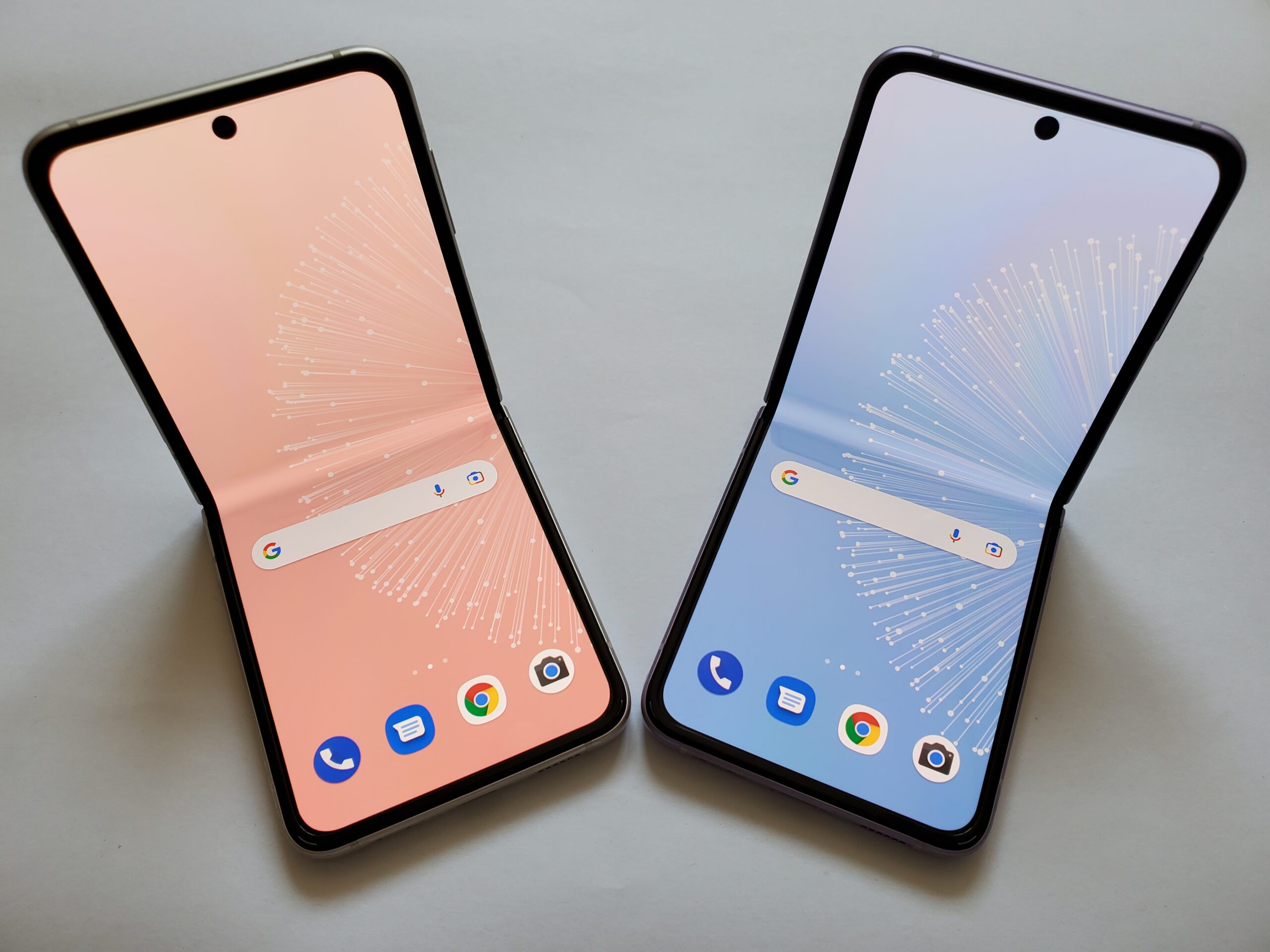 Older Z Flip cover screens just got a massive upgrade