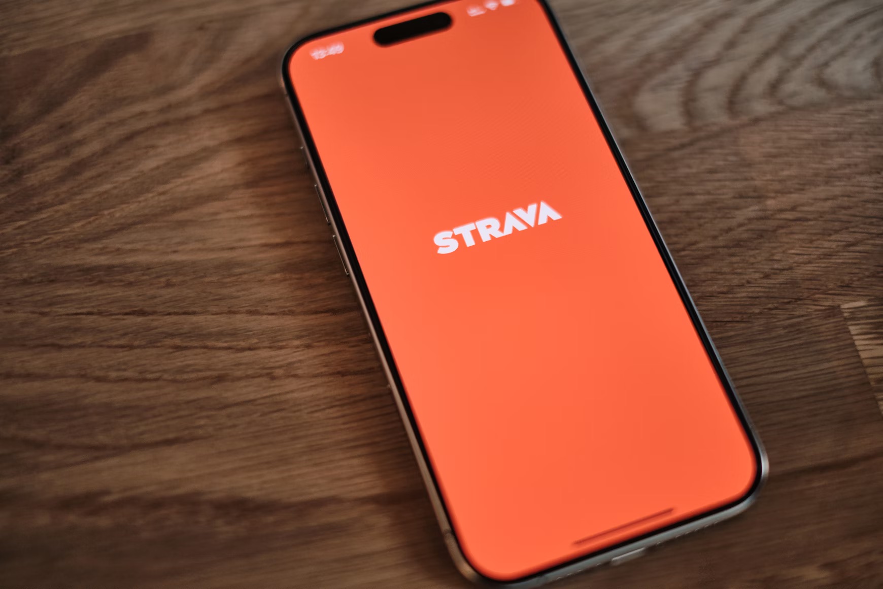 Strava Considers IPO as Gen Z Swaps Dating Apps for Running Clubs