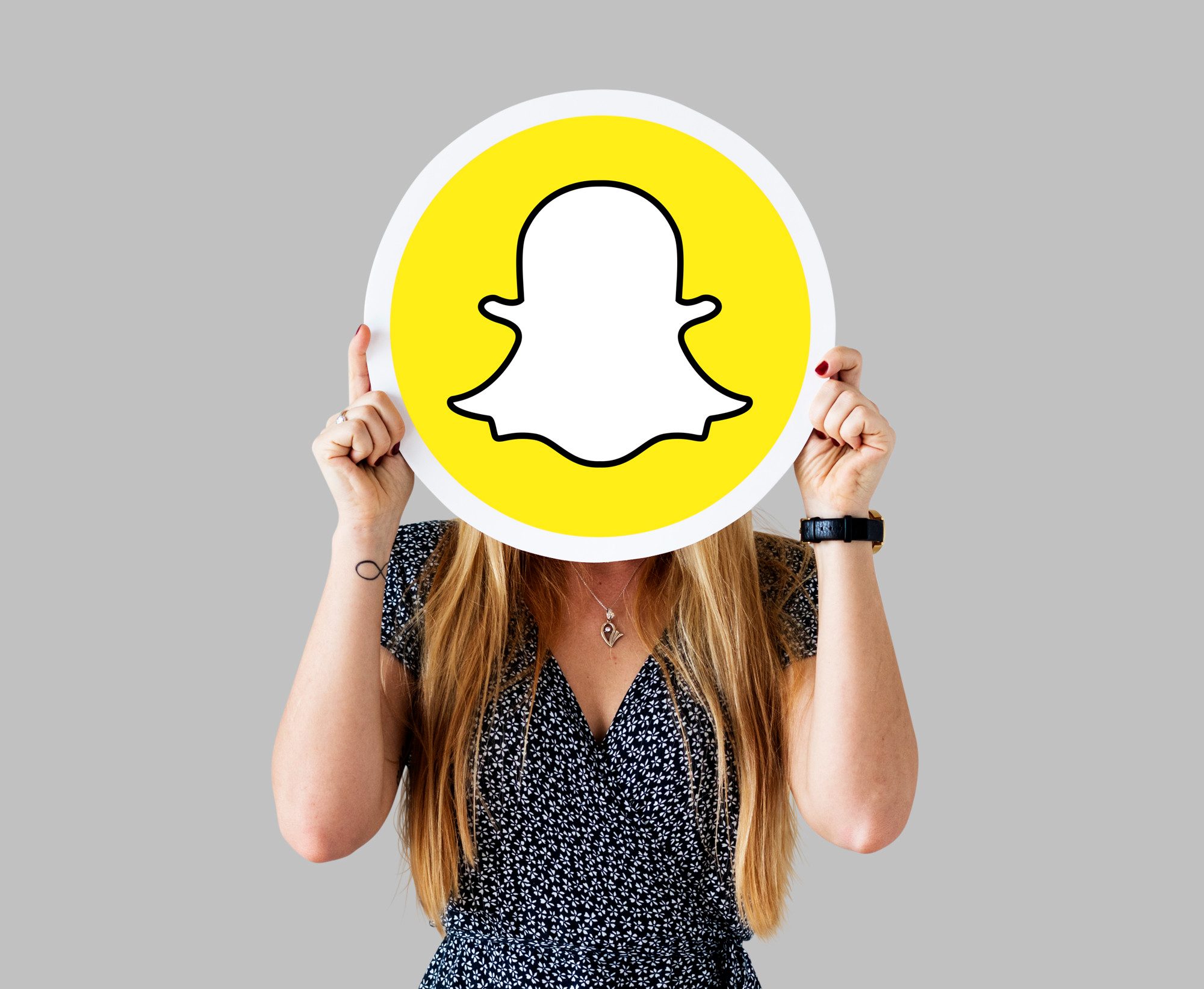 Snapchat Rolls Out ‘Topic Chats’ to Support Public Conversations
