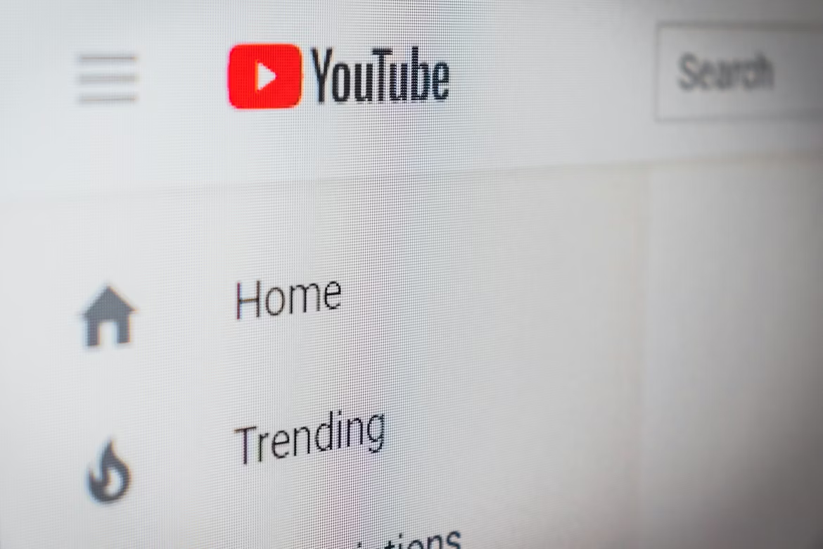 YouTube Tests Custom Feed Feature To Improve Home Recommendations