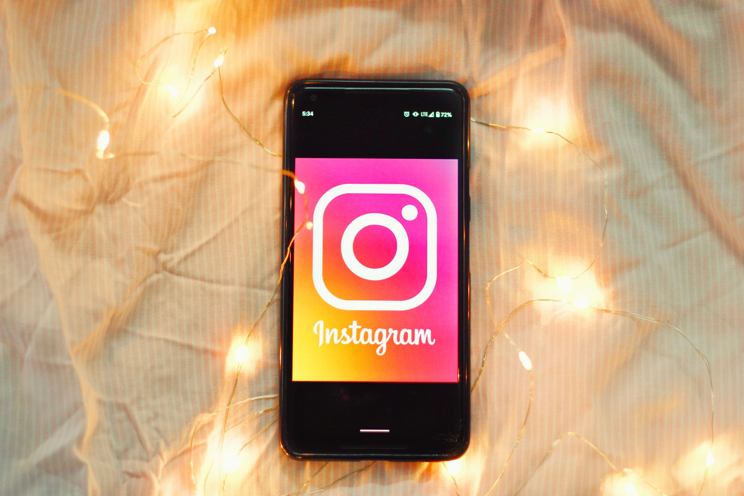 Instagram Inserts AI-Style SEO Headlines Into User Posts Without Notice