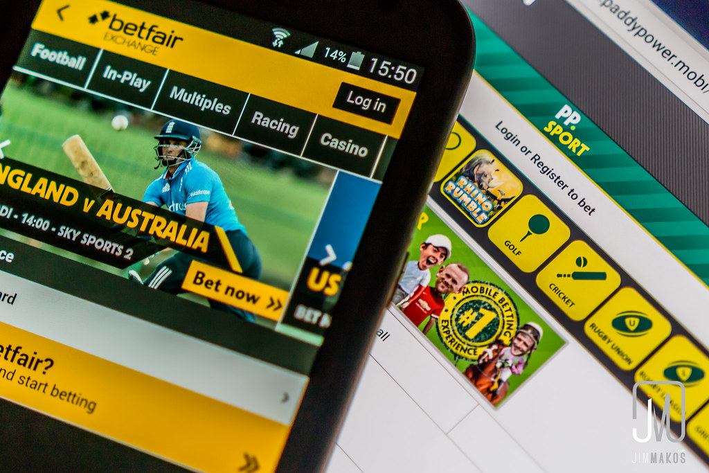 Paddy Power Betfair to pay £2m after regulator finds delayed responses to problem gambling