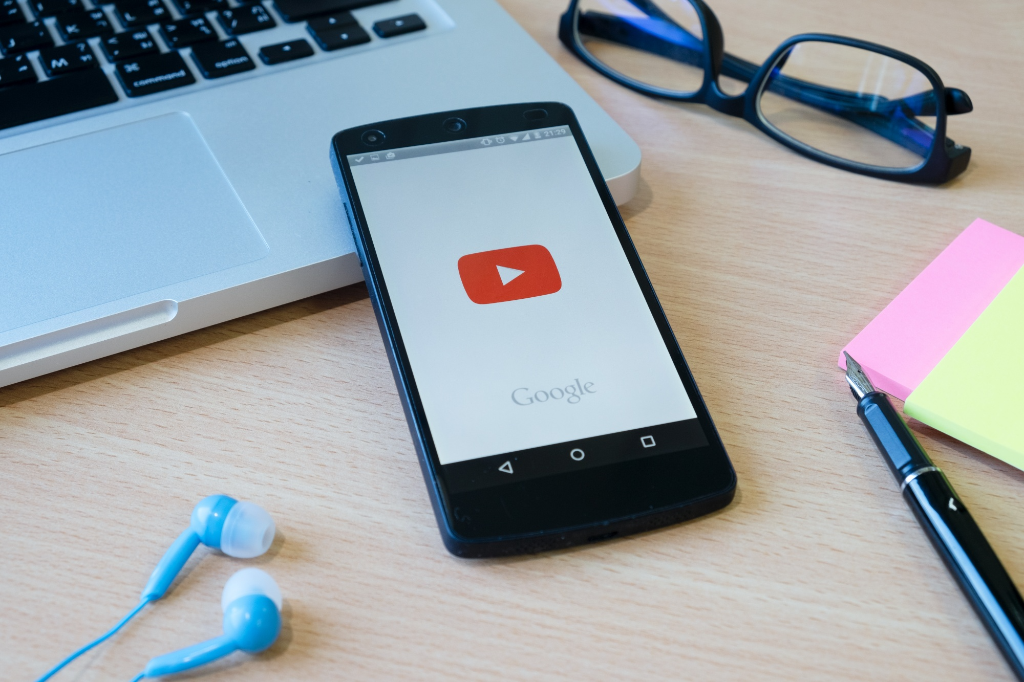 YouTube Warns Australia’s Teen Ban Will Remove Parental Controls and Reduce Safety