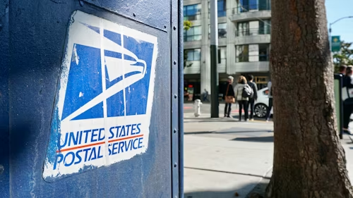 Amazon Weighs Ending USPS Contract as It Explores Building Its Own Postal Network