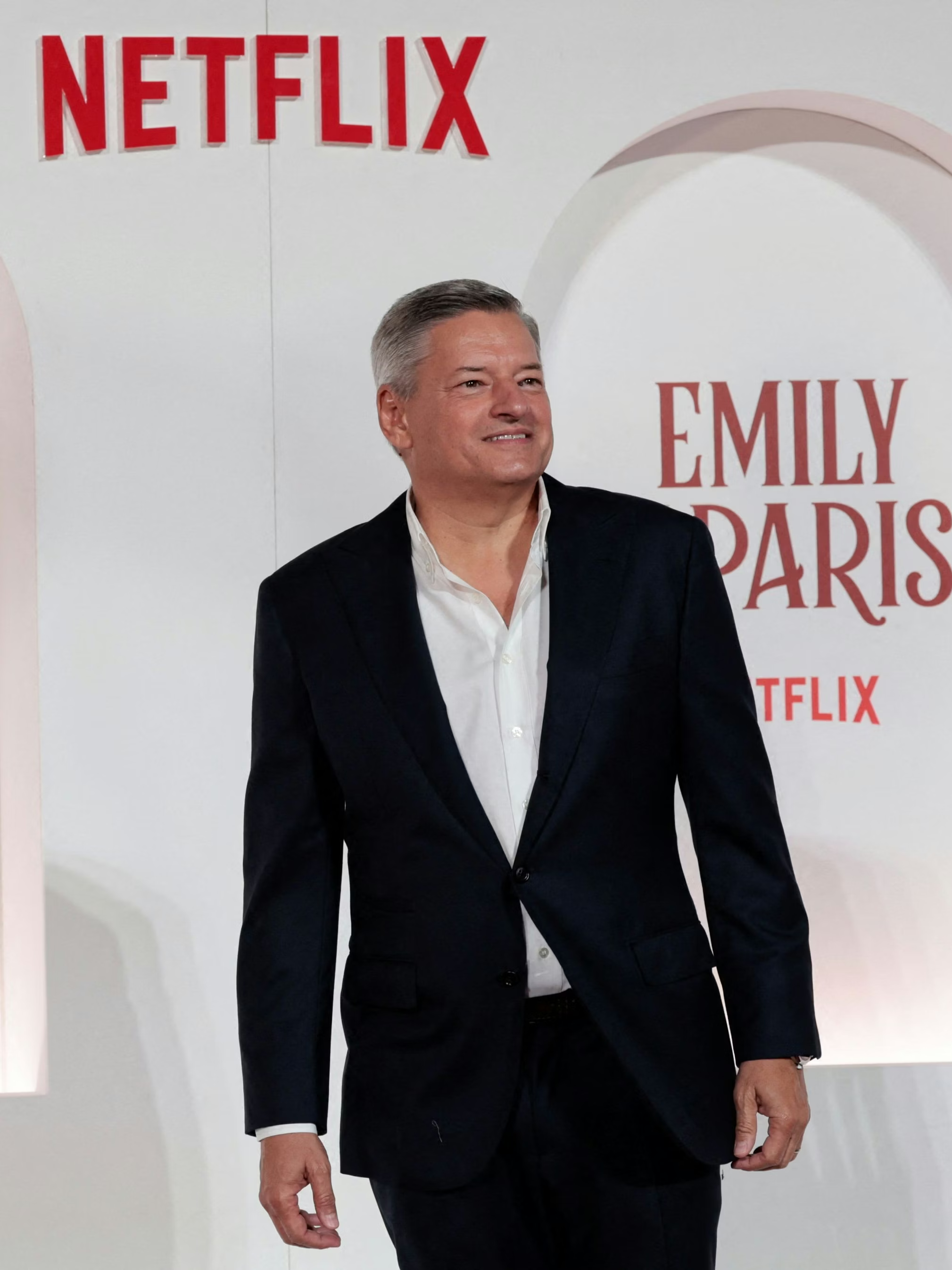 Sarandos Met Trump Before Netflix Secured $82.7bn Warner Bros. Deal