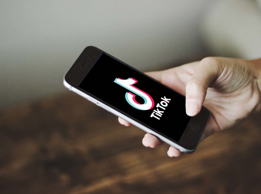 TikTok Launches Shared Collections and Previews Shared Feeds for Group Content Discovery