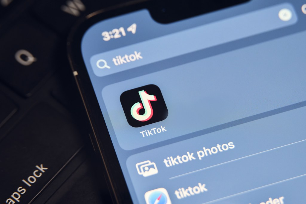 TikTok Denies US Censorship Claims As Users Report Posting Glitches After Ownership Change
