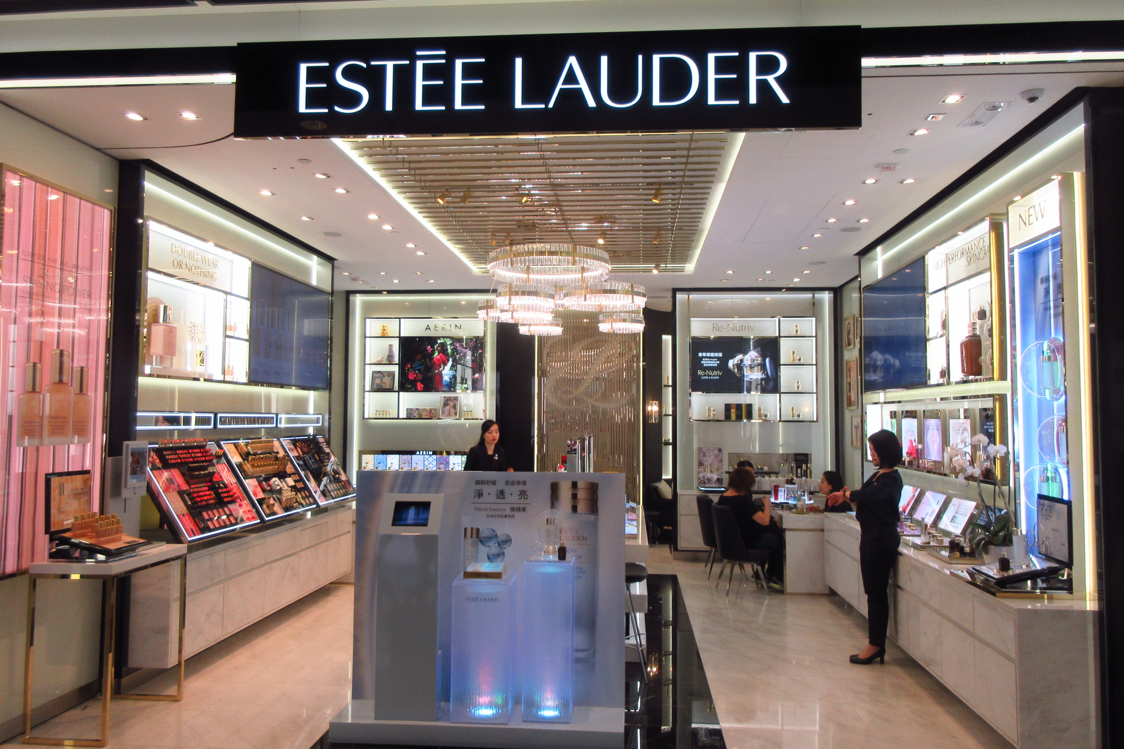 Estée Lauder Explores Merger With Puig To Form $40bn Beauty Group