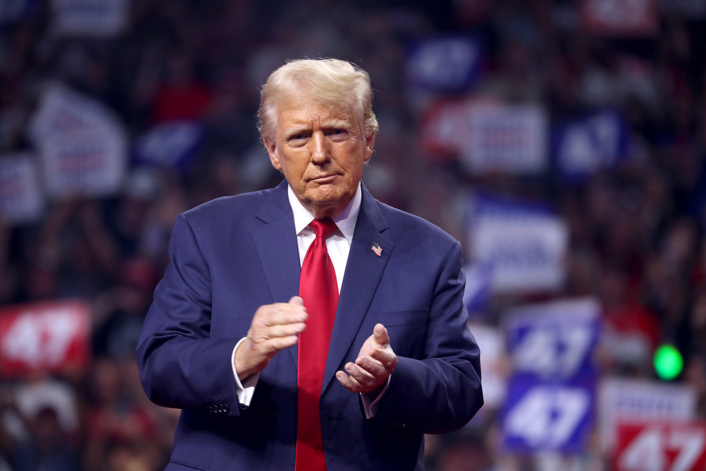 Trump Signature To Appear On US Banknotes For First Time In History