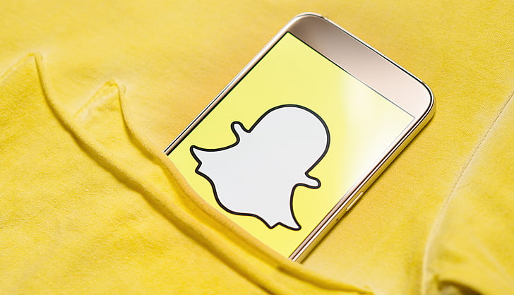 Snapchat Introduces AI Sponsored Snaps Allowing Direct User Interaction With Brand Agents