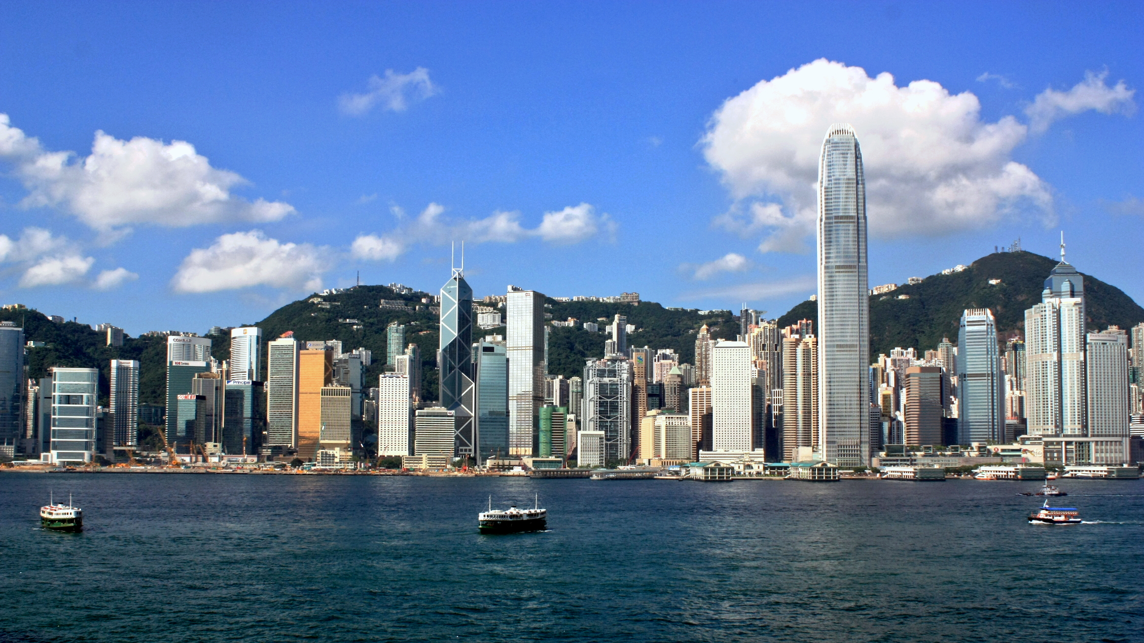 Chinese Tech Firms Turn To Hong Kong As Gateway For Global Expansion