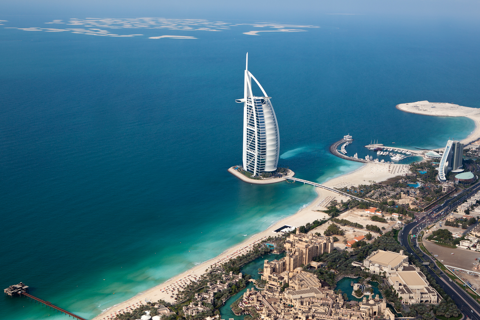 Dubai Tourism And Hospitality Sector Hit By War As Visitor Numbers Collapse And Revenues Drop