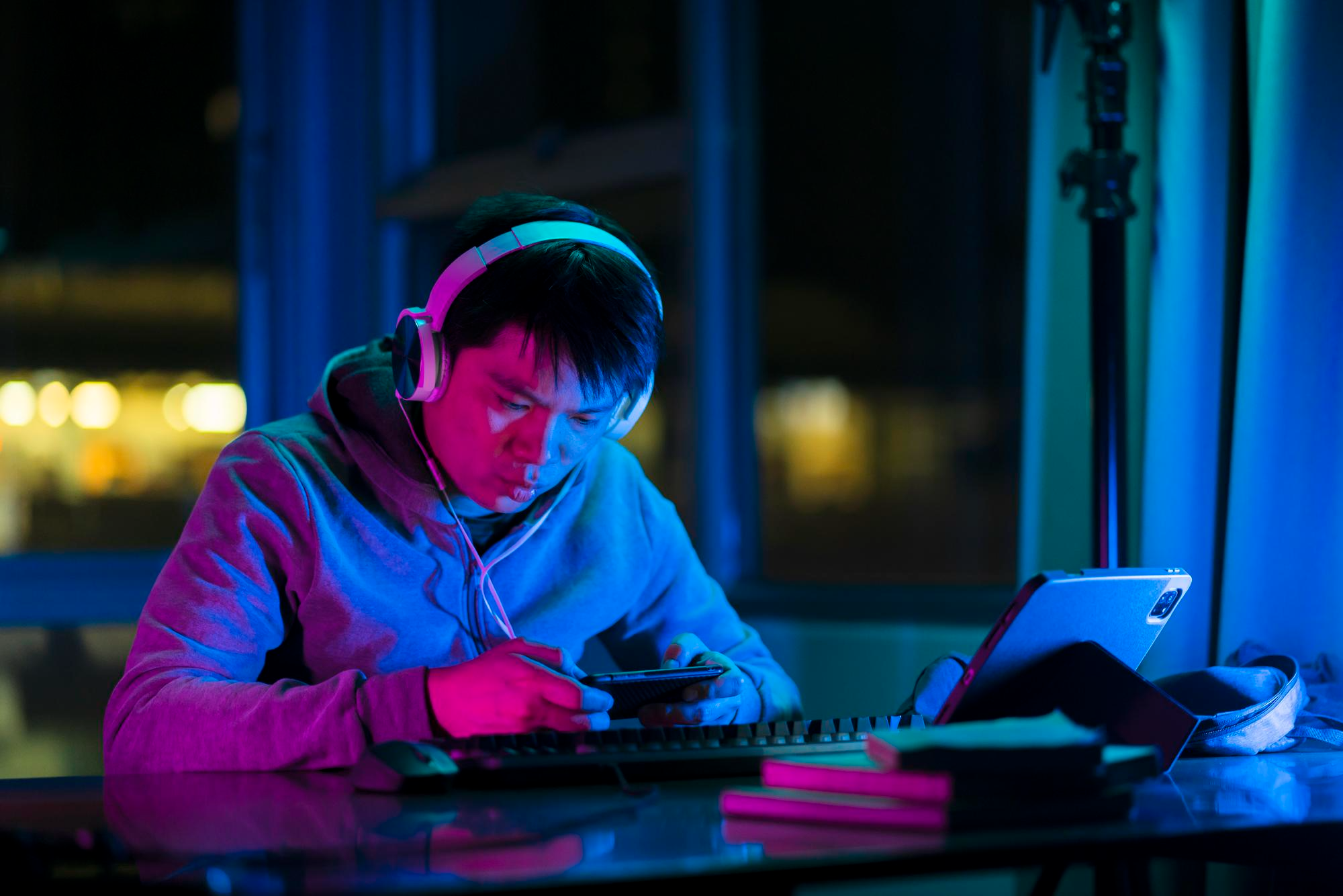 Lovable Backs Danish Startup Atech To Bring AI-Driven “Vibe Coding” To Hardware Development