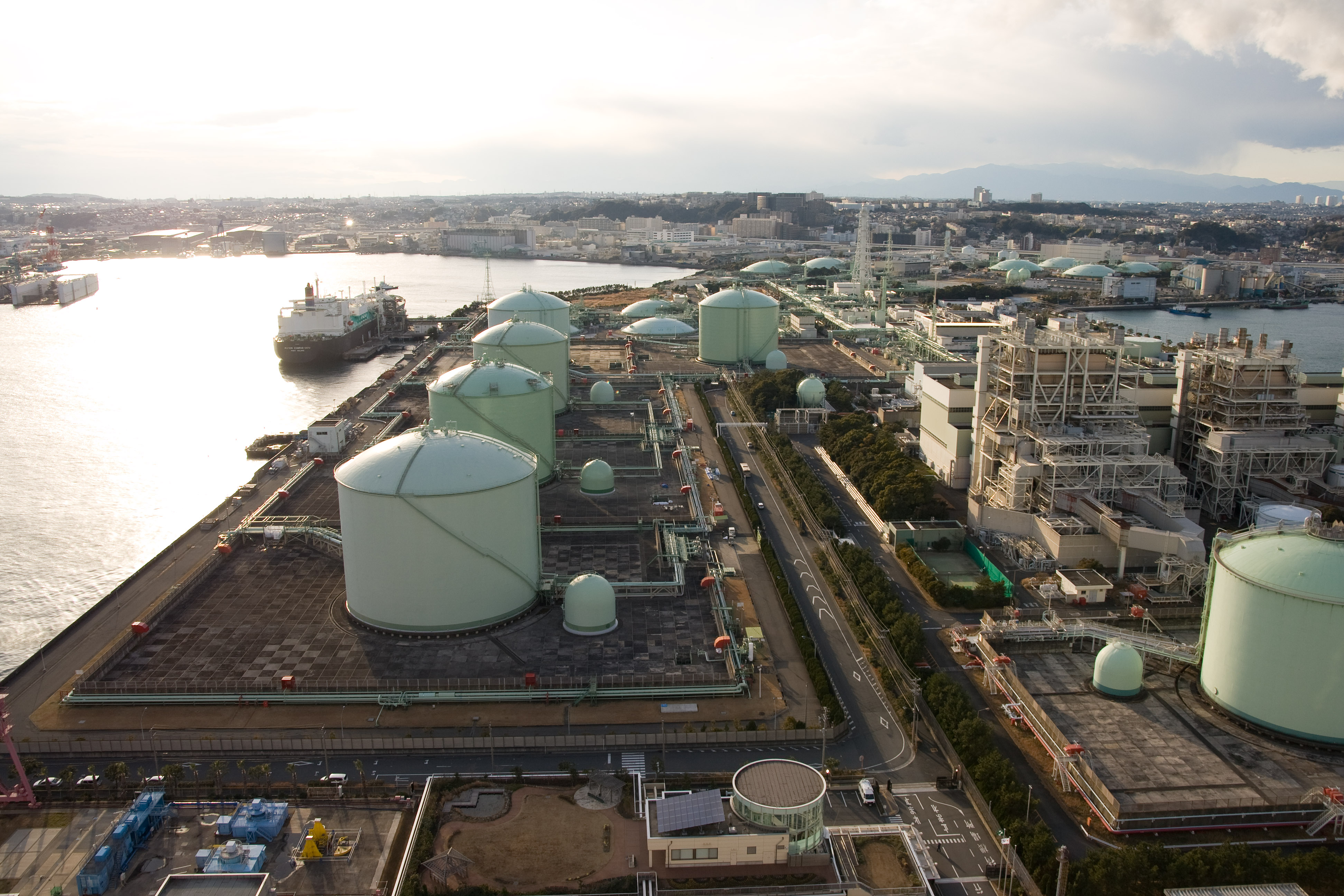 Canada Agrees To 20‑Year LNG Deal With Germany From Ksi Lisims Project