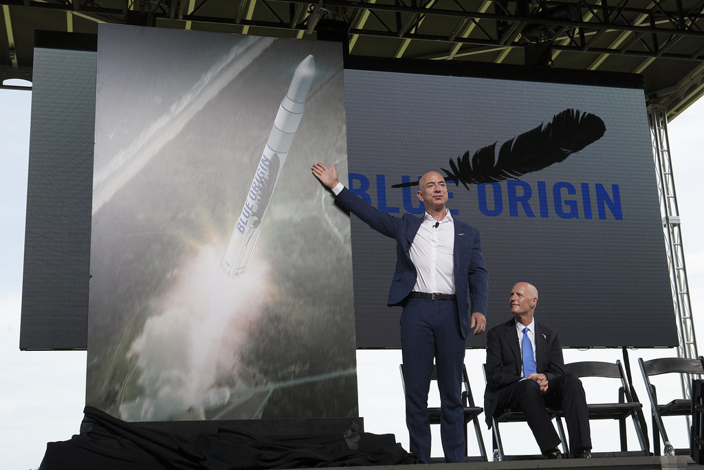 Blue Origin Rocket Explodes During Florida Hotfire Test