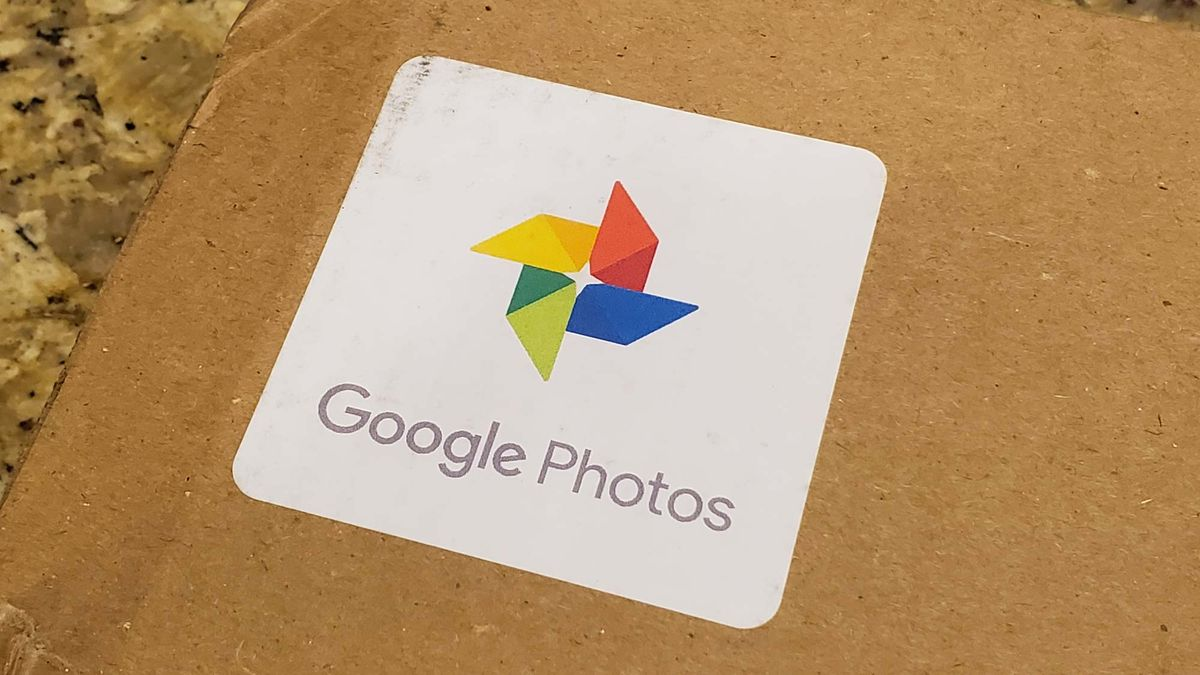 Google Photos Introduces AI Feature To Build Digital Closet And Enable Virtual Outfit Creation