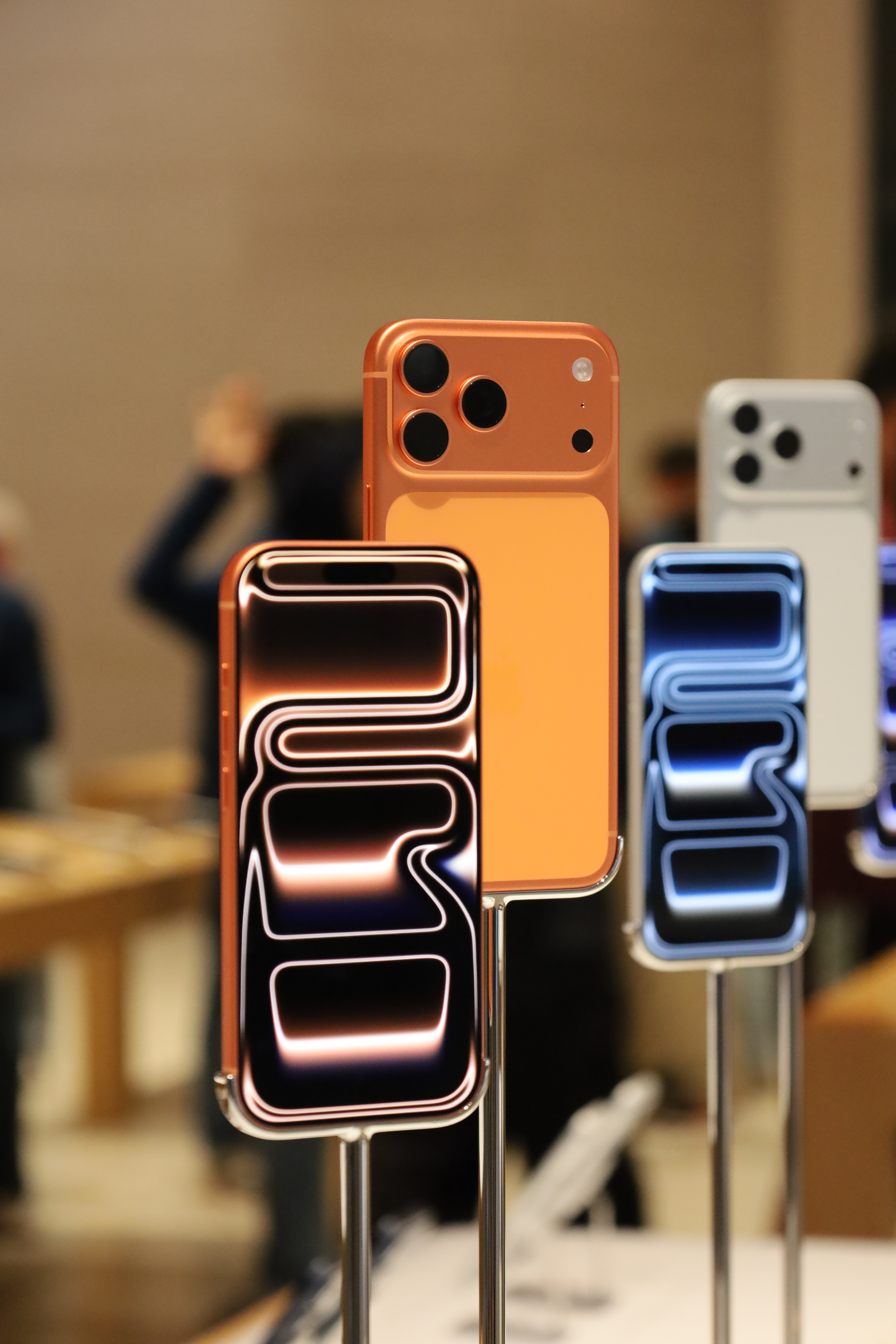 Apple Launches Device Leasing Program With Klarna