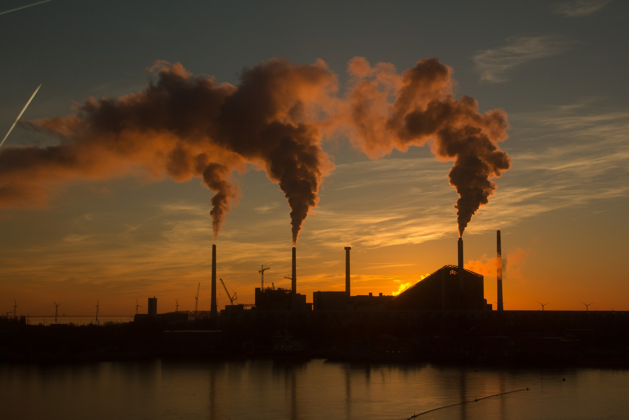 Google and Amazon Emissions Rise as AI Data Center Expansion Accelerates