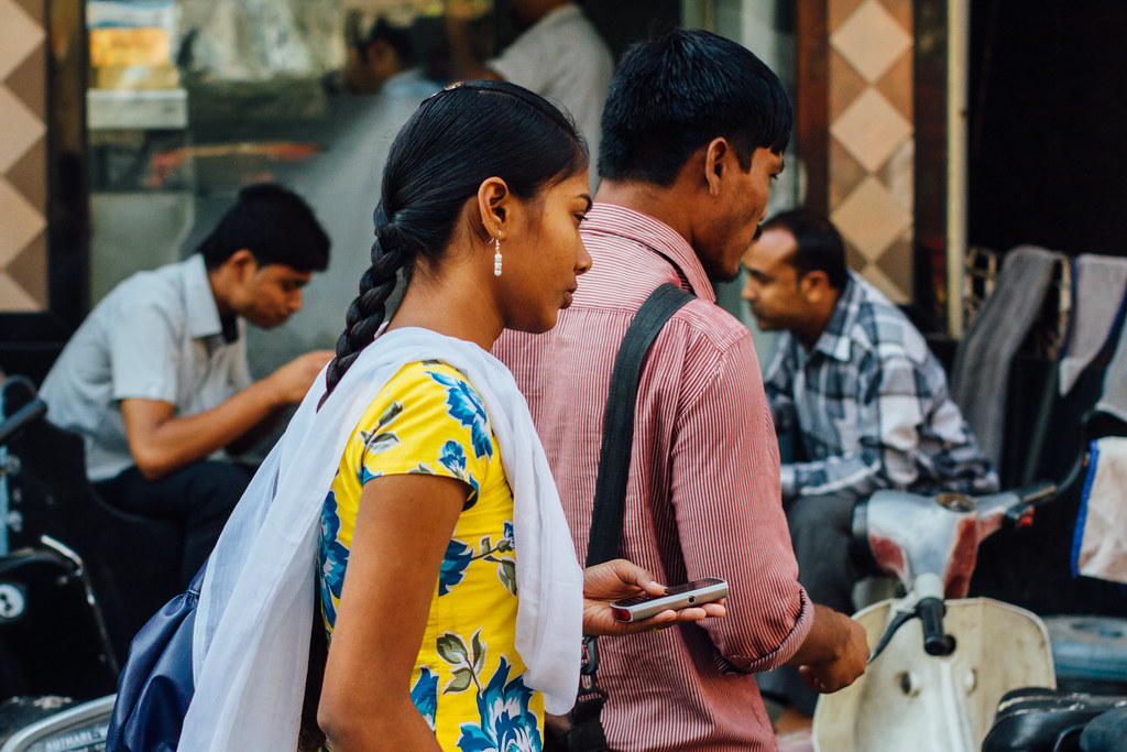 AI Memory Demand Pushes India Smartphone Shipments Down 10%