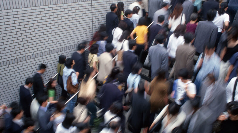 Japan Struggles to Turn AI Interest Into Everyday Workplace Use