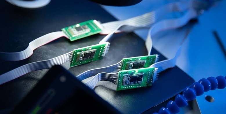 Trump Imposes 15% Tariff on Polysilicon-Based Imports After National Security Review