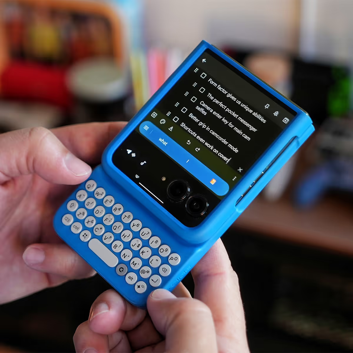 Clicks Power Keyboard Brings Physical Keys and Wireless Charging to Smartphones