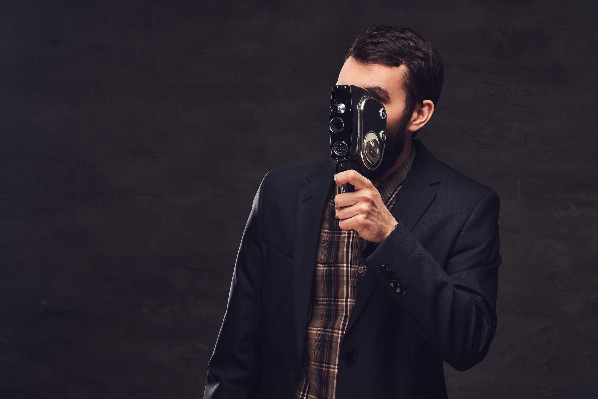 Police Review TikToker’s Secret Meta Glasses Recordings in Scotland