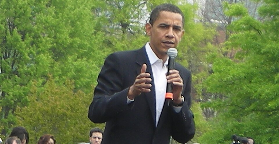 Obama Urges Democrats to Make AI a Central Policy Agenda