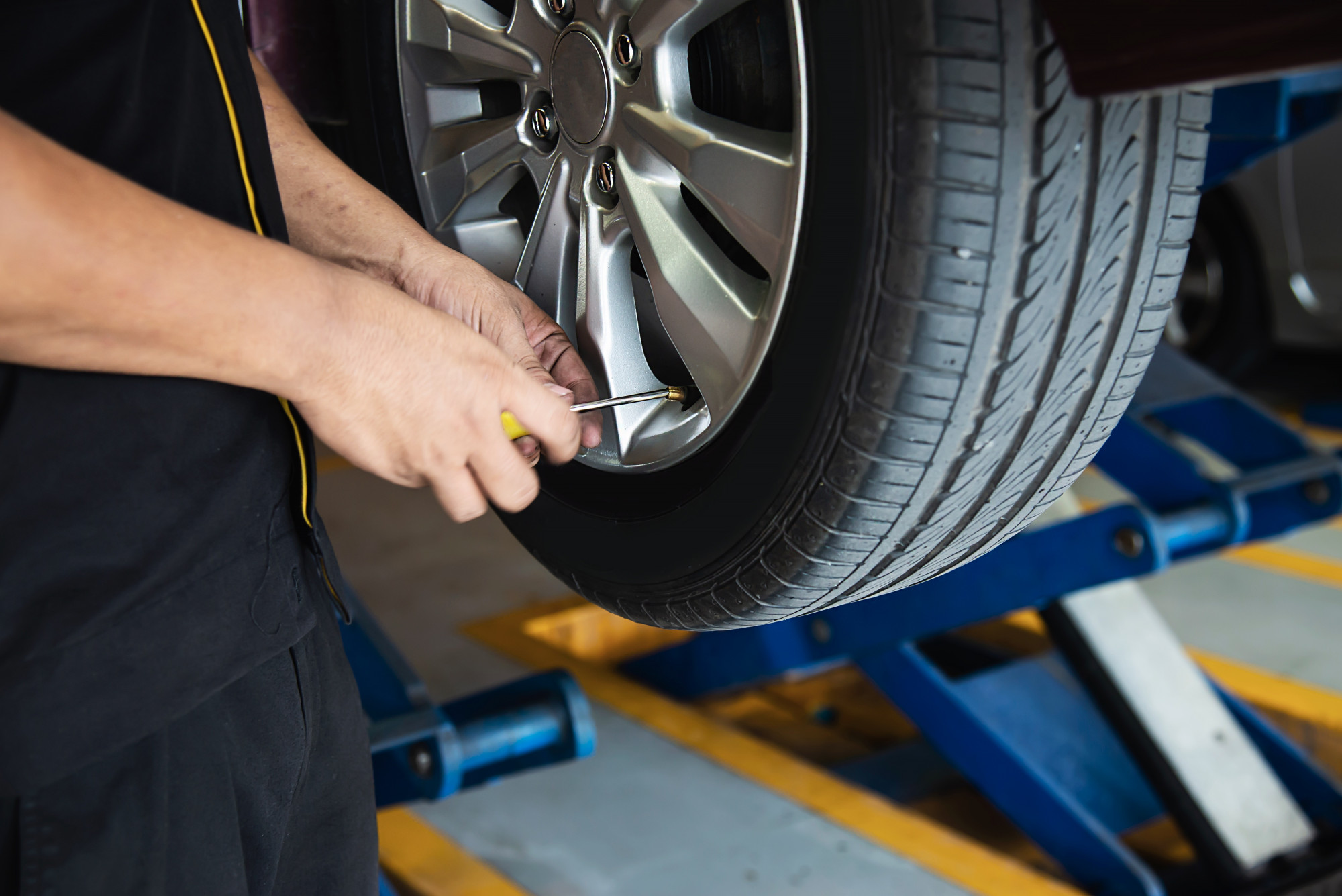 PitPro Deploys First Automated Tire-Changing System at Kal Tire in Calgary