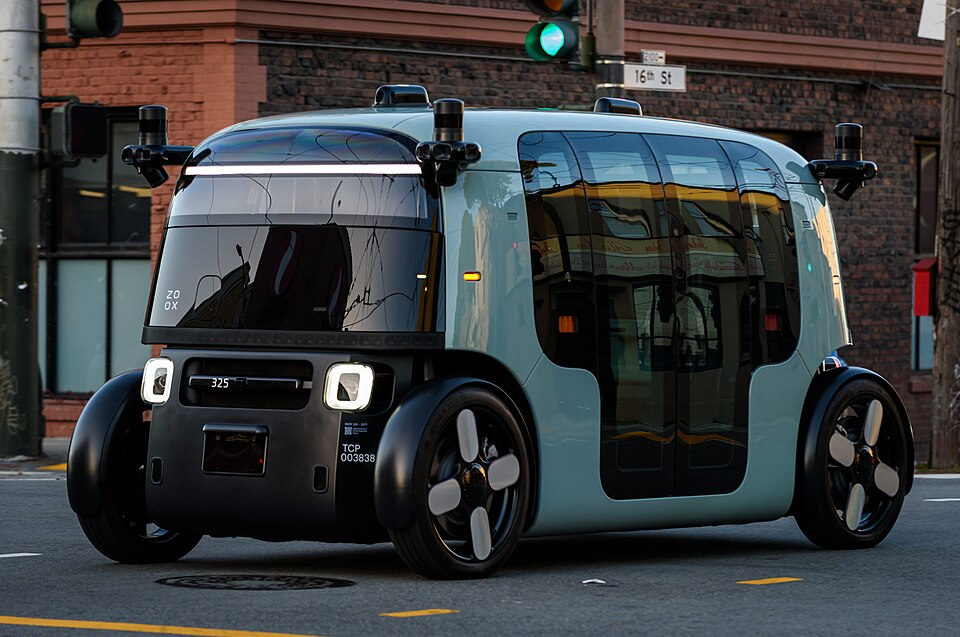 Zoox Expands Paid Robotaxi Service to Las Vegas Airport