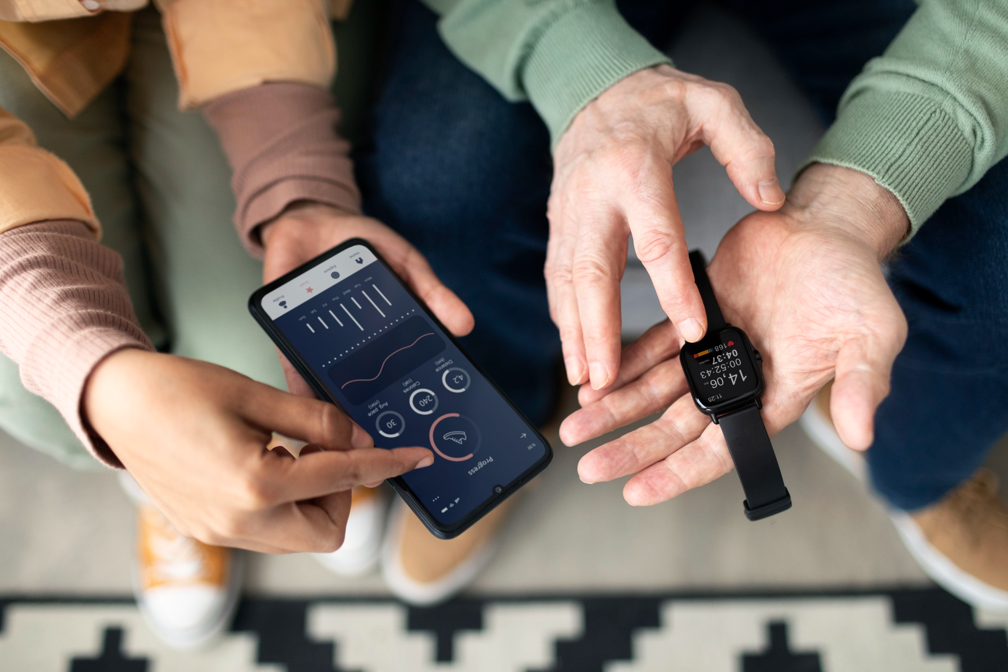 Amazon, Meta and Startups Introduce New AI Wearables for Everyday Use